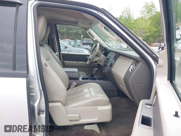 2011 Ford Expedition Max XLT with VIN 1FMJK1J54BEF15941, listed as a IAAI auction lot 42289436 with 288,050 mi miles and . Bid and sale history available at DreamBid. Image 5.