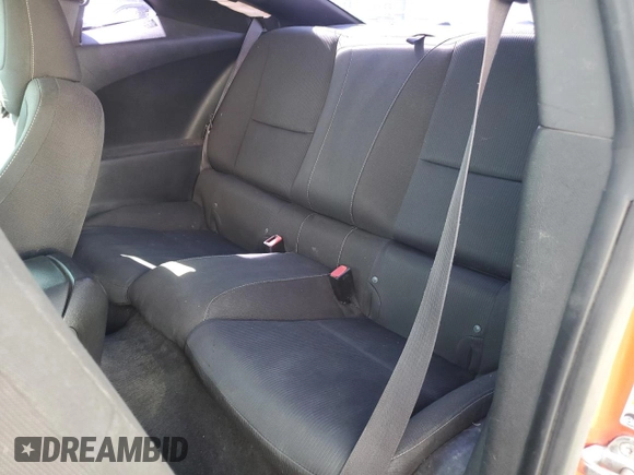 2011 Chevrolet Camaro 1LT z VIN 2G1FB1EDXB9131508, wystawiony jako Copart lot #59209575 z przebiegiem 157 576 mil mil oraz Szkoda całkowita • Salvage title. Historia ofert i sprzedaży dostępna na DreamBid. Obrazek 10.
