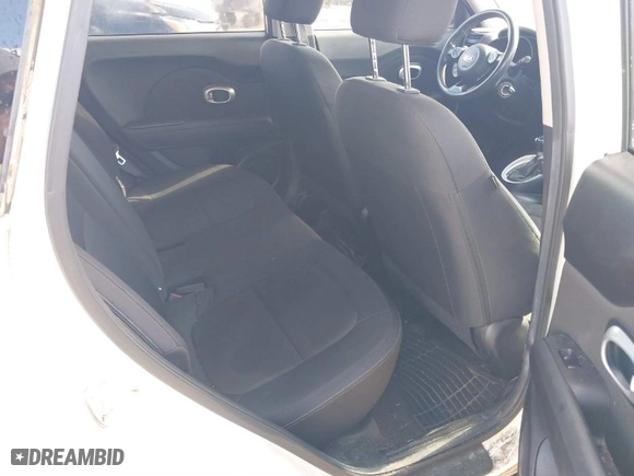2016 Kia Soul with VIN KNDJN2A28G7288143, listed as a IAAI auction lot 40630394 with 169,782 mi miles. Bid and sale history available at carsss.com. Image 8.