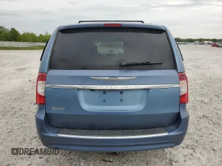 2011 Chrysler Town & Country Touring z VIN 2A4RR5DG7BR780048, wystawiony jako Copart lot #57401045 z przebiegiem 158 994 mil mil oraz Czysty tytuł • Clean title. Historia ofert i sprzedaży dostępna na DreamBid. Obrazek 6.