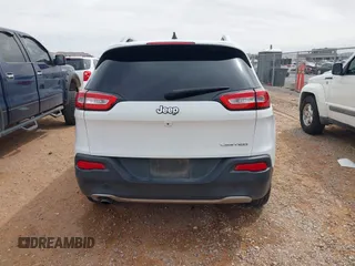 2016 Jeep Cherokee Limited with VIN 1C4PJLDB4GW233315, listed as a IAAI auction lot 41788329 with 116,174 mi miles. Bid and sale history available at carsss.com. Image 16.