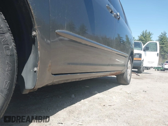 2004 Toyota Sienna CE with VIN 5TDZA23C84S215246, listed as a IAAI auction lot 42141248 with 146,206 mi miles and . Bid and sale history available at DreamBid. Image 13.