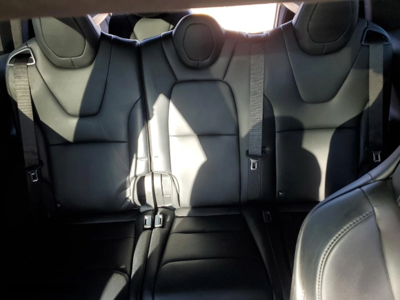 2019 Tesla Model X 75D with VIN 5YJXCAE24KF188385, listed as a Copart auction lot 48063375 with 0 mi miles and Salvage Title. Bid and sale history available at carsss.com. Image 10.