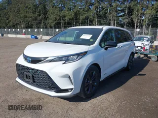2021 Toyota Sienna XSE with VIN 5TDXRKEC9MS004991, listed as a IAAI auction lot 42177236 with 123,736 mi miles and . Bid and sale history available at DreamBid. Image 17.