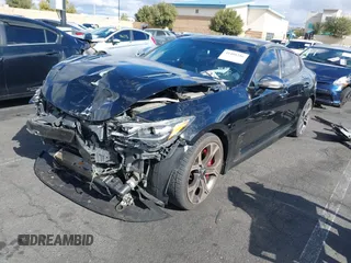 2018 Kia Stinger GT2 with VIN KNAE55LC9J6016753, listed as a IAAI auction lot 41408216 with 117,268 mi miles. Bid and sale history available at carsss.com. Image 20.