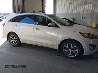 2016 Kia Sorento SX with VIN 5XYPKDA51GG183763, listed as a IAAI auction lot 41513849 with 164,269 mi miles. Bid and sale history available at carsss.com. Image 13.