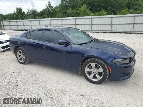 2015 Dodge Charger SXT with VIN 2C3CDXHG9FH801286, listed as a Copart auction lot 63306255 with 185,705 mi miles and Clean title. Bid and sale history available at DreamBid. Image 4.