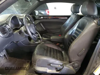 2012 Volkswagen Beetle Turbo with VIN 3VWVA7AT3CM630324, listed as a Copart auction lot 55436855 with 223,015 mi miles and Clean Title. Bid and sale history available at DreamBid. Image 7.