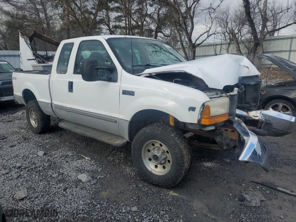 2000 Ford Super Duty F-250 XL with VIN 1FTNX21SXYEA06500, listed as a Copart auction lot 86399554 with 210,274 mi miles and Salvage Title. Bid and sale history available at carsss.com. Image 4.