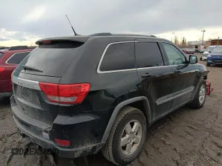 2011 Jeep Grand Cherokee Laredo z VIN 1J4RR4GG5BC508211, wystawiony jako Copart lot #53729935 z przebiegiem 124 408 mil mil oraz Szkoda całkowita • Salvage title. Historia ofert i sprzedaży dostępna na DreamBid. Obrazek 3.