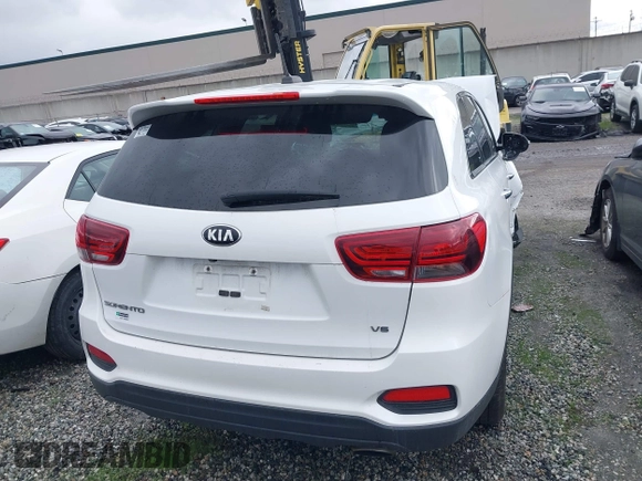2020 Kia Sorento LX V6 with VIN 5XYPGDA5XLG679897, listed as a IAAI auction lot 41506014 with 1 mi miles. Bid and sale history available at carsss.com. Image 17.