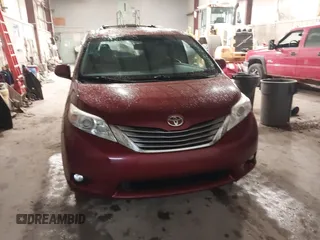 2015 Toyota Sienna Ltd with VIN 5TDDK3DC9FS121889, listed as a IAAI auction lot 41739208 with 194,548 mi miles. Bid and sale history available at carsss.com. Image 12.
