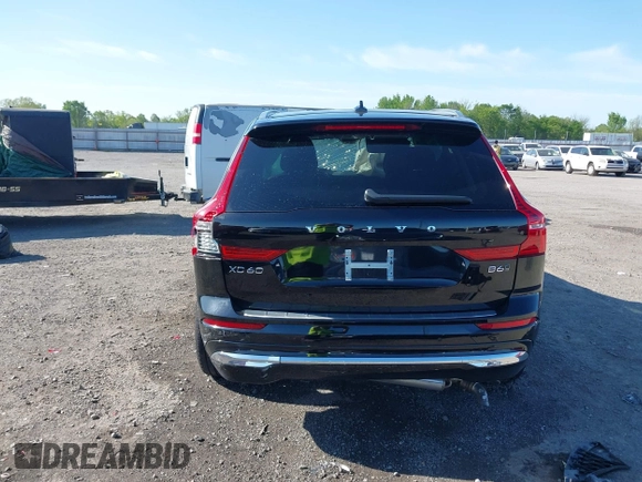2022 Volvo XC60 Inscription z VIN YV4062RL2N1065356, wystawiony jako IAAI lot #41989735 z przebiegiem 17 013 mil mil oraz . Historia ofert i sprzedaży dostępna na DreamBid. Obrazek 16.