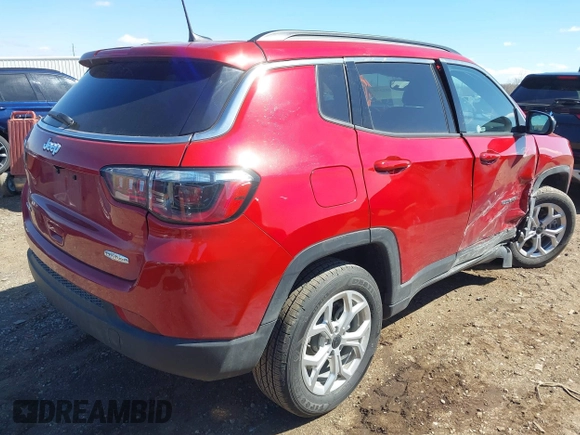2025 Jeep Compass Latitude с VIN 3C4NJDBN7ST548795, выставлен на аукционе IAAI как лот 41891359 с пробегом 4 569 миль миль и . История ставок и продаж доступна на DreamBid. Изображение 4.