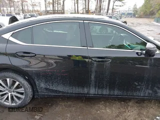 2020 Lexus ES with VIN 58ADZ1B1XLU066527, listed as a IAAI auction lot 41357739 with 41,079 mi miles. Bid and sale history available at carsss.com. Image 13.