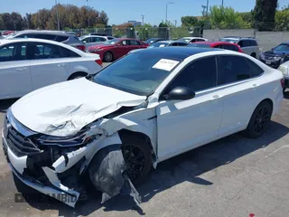 2020 Volkswagen Jetta S z VIN 3VWC57BU5LM080448, wystawiony jako IAAI lot #42267311 z przebiegiem 64 301 mil mil oraz . Historia ofert i sprzedaży dostępna na DreamBid. Obrazek 2.