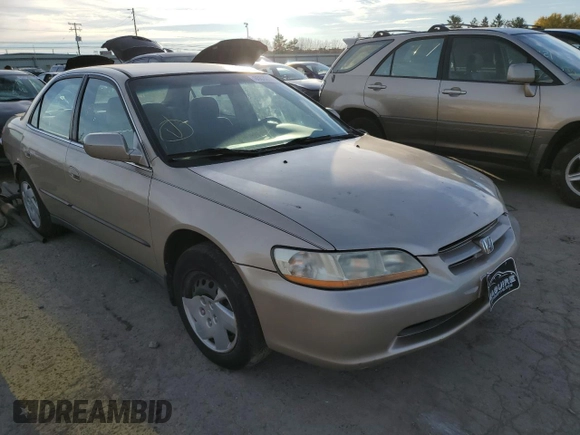 2000 Honda Accord LX z VIN 1HGCG1642YA084841, wystawiony jako Copart lot #72237974 z przebiegiem Nie podano mil oraz Szkoda całkowita • Salvage title. Historia ofert i sprzedaży dostępna na DreamBid. Obrazek 4.