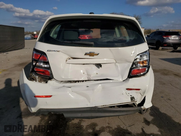2017 Chevrolet Sonic LT z VIN 1G1JD6SH7H4151378, wystawiony jako Copart lot #44698955 z przebiegiem 174 188 mil mil oraz Szkoda całkowita • Salvage title. Historia ofert i sprzedaży dostępna na DreamBid. Obrazek 6.