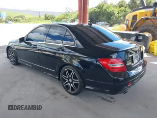 2013 Mercedes-Benz C-Class C 250 Sport with VIN WDDGF4HB8DA798585, listed as a IAAI auction lot 40421628 with 121,343 mi miles. Bid and sale history available at carsss.com. Image 3.