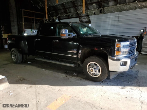 2015 Chevrolet Silverado 3500HD LTZ with VIN 1GC4K0E88FF637377, listed as a Copart auction lot 50862975 with 83,144 mi miles and Salvage Title. Bid and sale history available at carsss.com. Image 4.