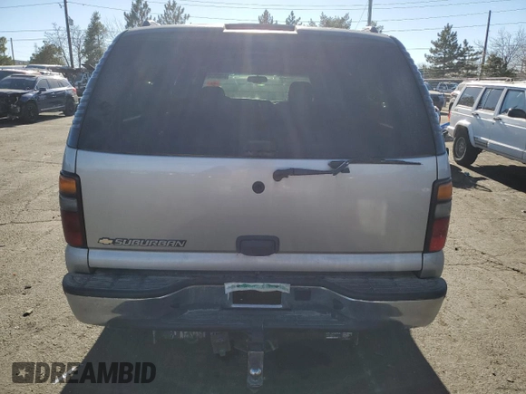 2006 Chevrolet Suburban Z71 with VIN 3GNFK16Z26G209235, listed as a Copart auction lot 84952604 with 186,149 mi miles and Non Repairable. Bid and sale history available at carsss.com. Image 6.