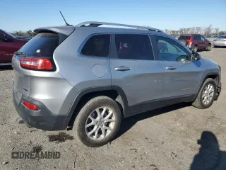 2014 Jeep Cherokee Altitude with VIN 1C4PJMCS9EW232388, listed as a Copart auction lot 82842674 with 169,458 mi miles and Salvage Title. Bid and sale history available at carsss.com. Image 3.