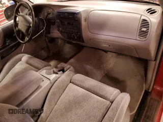 1995 Ford Ranger Splash z VIN 1FTCR15X2SPB14235, wystawiony jako Copart lot #58352285 z przebiegiem 93 077 mil mil oraz Czysty tytuł • Clean title. Historia ofert i sprzedaży dostępna na DreamBid. Obrazek 8.