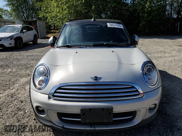 2011 MINI Convertible with VIN WMWZN3C55BT265139, listed as a Copart auction lot 58624955 with 108,374 mi miles and Clean title. Bid and sale history available at DreamBid. Image 5.