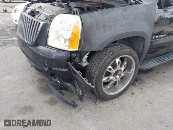 2008 GMC Yukon SLT w/4SB with VIN 1GKFC13078R161685, listed as a IAAI auction lot 41539964 with 267,744 mi miles. Bid and sale history available at carsss.com. Image 6.