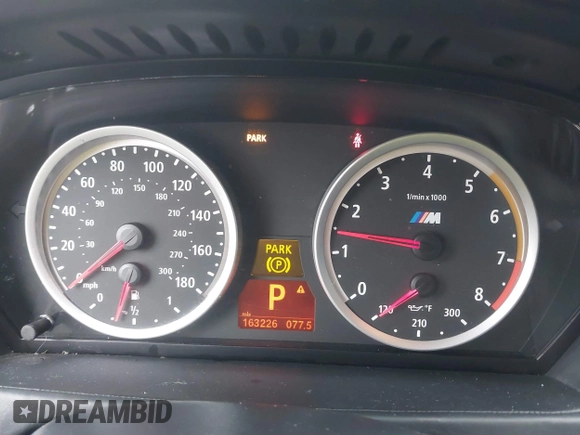 2010 BMW X5 M with VIN 5YMGY0C59ALK25572, listed as a IAAI auction lot 41712140 with 163,226 mi miles. Bid and sale history available at carsss.com. Image 7.
