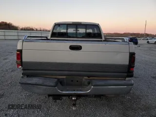 1996 Dodge 1500 z VIN 3B7HC13Y8TG197971, wystawiony jako Copart lot #82565154 z przebiegiem 248 833 mil mil oraz Szkoda całkowita • Salvage title. Historia ofert i sprzedaży dostępna na DreamBid. Obrazek 6.