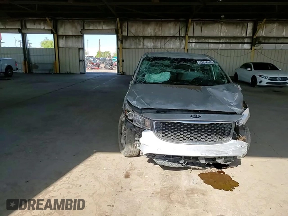 2017 Kia Sedona LX with VIN KNDMB5C17H6226445, listed as a Copart auction lot 52016445 with 173,136 mi miles and Salvage Title. Bid and sale history available at carsss.com. Image 12.