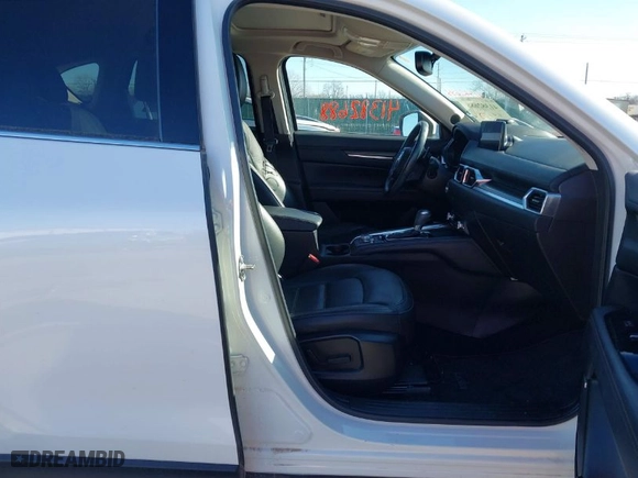2022 Mazda CX-5 2.5 S Premium Package with VIN JM3KFBDM2N0637373, listed as a IAAI auction lot 41382688 with NaN miles. Bid and sale history available at carsss.com. Image 5.