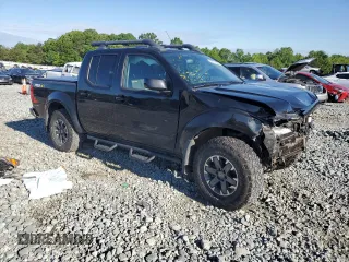 2017 Nissan Frontier Pro-4X z VIN 1N6DD0EV6HN772444, wystawiony jako Copart lot #55775545 z przebiegiem 202 695 mil mil oraz Szkoda całkowita • Salvage title. Historia ofert i sprzedaży dostępna na DreamBid. Obrazek 4.