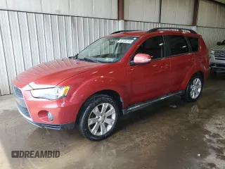 2011 Mitsubishi Outlander SE with VIN JA4AS3AW7BU033022, listed as a Copart auction lot 63400705 with 85,216 mi miles and Salvage title. Bid and sale history available at DreamBid. Image 1.