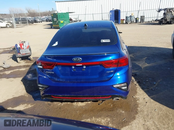 2020 Kia Forte GT-Line with VIN 3KPF34AD3LE207066, listed as a IAAI auction lot 41664118 with 92,997 mi miles. Bid and sale history available at carsss.com. Image 16.