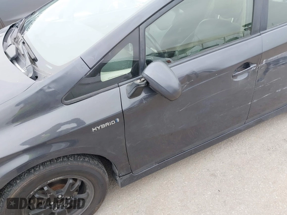 2015 Toyota Prius Four with VIN JTDKN3DU9F0467662, listed as a IAAI auction lot 42008838 with 42,598 mi miles. Bid and sale history available at carsss.com. Image 18.