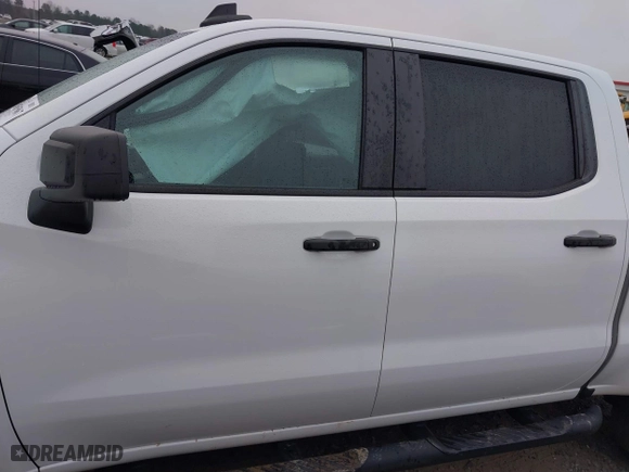 2021 Chevrolet Silverado 1500 Custom with VIN 1GCPYBEKXMZ292481, listed as a IAAI auction lot 41515067 with 70,230 mi miles. Bid and sale history available at carsss.com. Image 15.