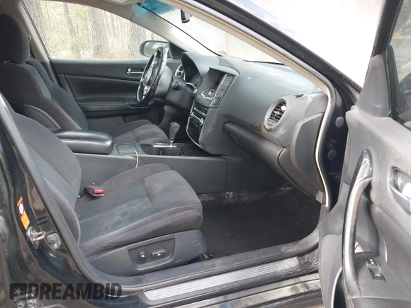 2009 Nissan Maxima SV with VIN 1N4AA51E39C841742, listed as a IAAI auction lot 41964426 with 165,199 mi miles and . Bid and sale history available at DreamBid. Image 5.