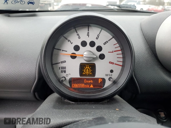 2012 MINI Countryman S with VIN WMWZC5C57CWL62540, listed as a Copart auction lot 43735105 with 86,558 mi miles and Salvage Title. Bid and sale history available at DreamBid. Image 9.