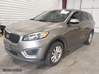 2016 Kia Sorento LX with VIN 5XYPG4A38GG002349, listed as a IAAI auction lot 41982487 with 139,160 mi miles. Bid and sale history available at carsss.com. Image 17.