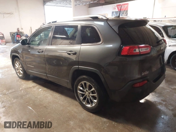 2016 Jeep Cherokee Altitude z VIN 1C4PJLCB0GW338970, wystawiony jako IAAI lot #41559196 z przebiegiem 129 366 mil mil oraz . Historia ofert i sprzedaży dostępna na DreamBid. Obrazek 3.