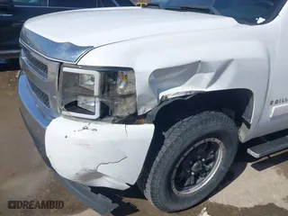 2008 Chevrolet Silverado 1500 LTZ with VIN 3GCEK13358G140922, listed as a IAAI auction lot 41707827 with 250,019 mi miles. Bid and sale history available at carsss.com. Image 6.