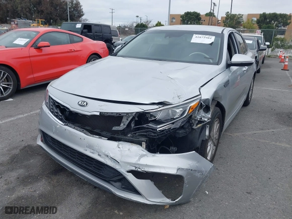 2019 Kia Optima LX with VIN 5XXGT4L3XKG285486, listed as a IAAI auction lot 41872981 with 101,981 mi miles. Bid and sale history available at carsss.com. Image 17.