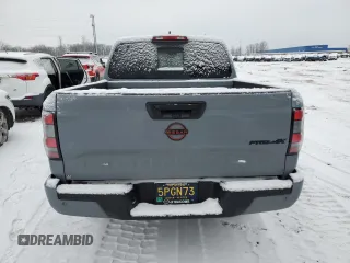 2024 Nissan Frontier Pro-4X with VIN 1N6ED1EK0RN630091, listed as a Copart auction lot 88705595 with 9,059 mi miles and Clean title. Bid and sale history available at DreamBid. Image 6.
