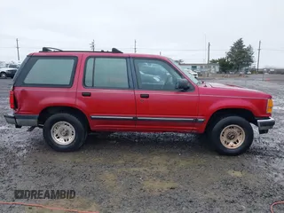 1994 Ford Explorer Eddie Bauer z VIN 1FMDU34XXRUE69130, wystawiony jako IAAI lot #41594121 z przebiegiem 146 118 mil mil oraz . Historia ofert i sprzedaży dostępna na DreamBid. Obrazek 14.