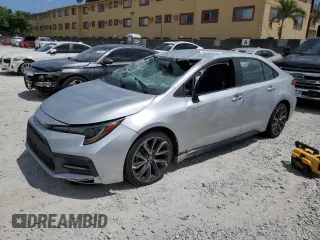 2020 Toyota Corolla SE with VIN 5YFS4RCE2LP051809, listed as a Copart auction lot 54130215 with 62,021 mi miles and Salvage Title. Bid and sale history available at carsss.com. Image 1.