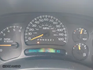 2006 Chevrolet Silverado 1500 LT1 with VIN 2GCEC19T361120940, listed as a IAAI auction lot 41902798 with 256,188 mi miles. Bid and sale history available at carsss.com. Image 7.