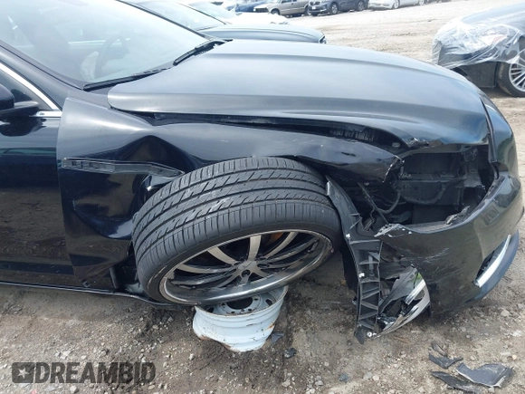 2011 Jaguar XJ with VIN SAJWA1CB3BLV07259, listed as a IAAI auction lot 42108497 with 90,498 mi miles and . Bid and sale history available at DreamBid. Image 17.