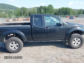 2012 Nissan Frontier SV z VIN 1N6AD0CWXCC452630, wystawiony jako IAAI lot #42819074 z przebiegiem 106 031 mil mil oraz . Historia ofert i sprzedaży dostępna na DreamBid. Obrazek 13.